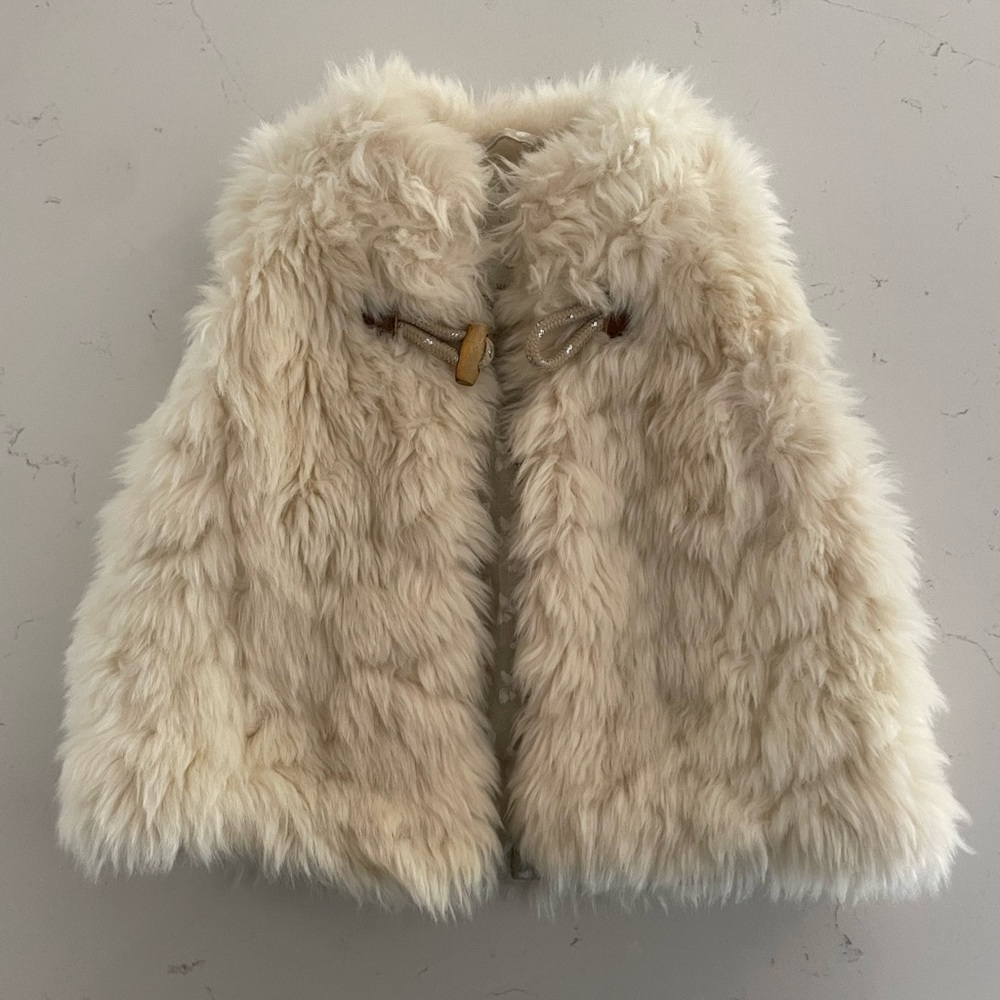 Baby Zara 6-9mo faux fur vest